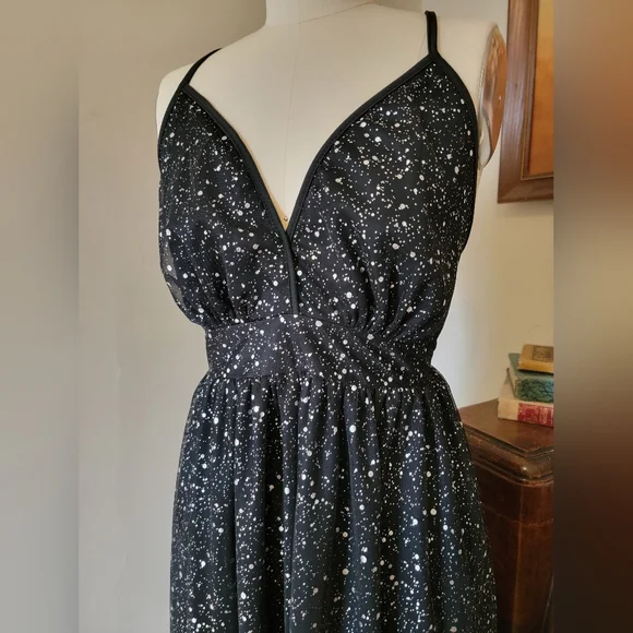 Black Plus Size Maxi Gown Silver Paint Splatter XL 1X - Picture 3 of 8